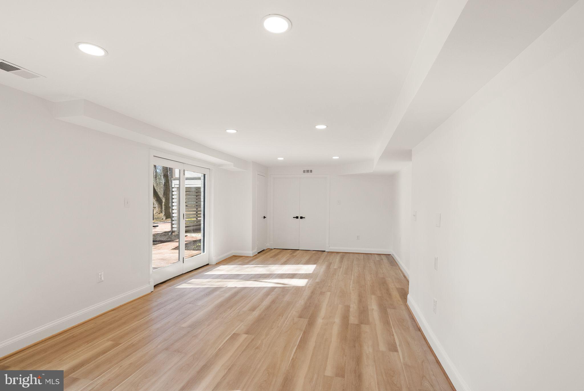 MASON HILL - Residential