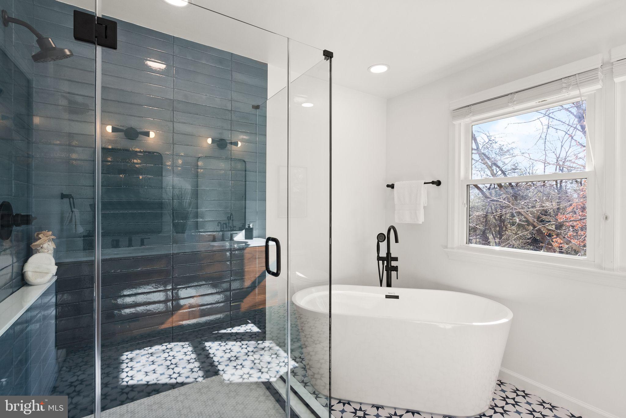 MASON HILL - Residential