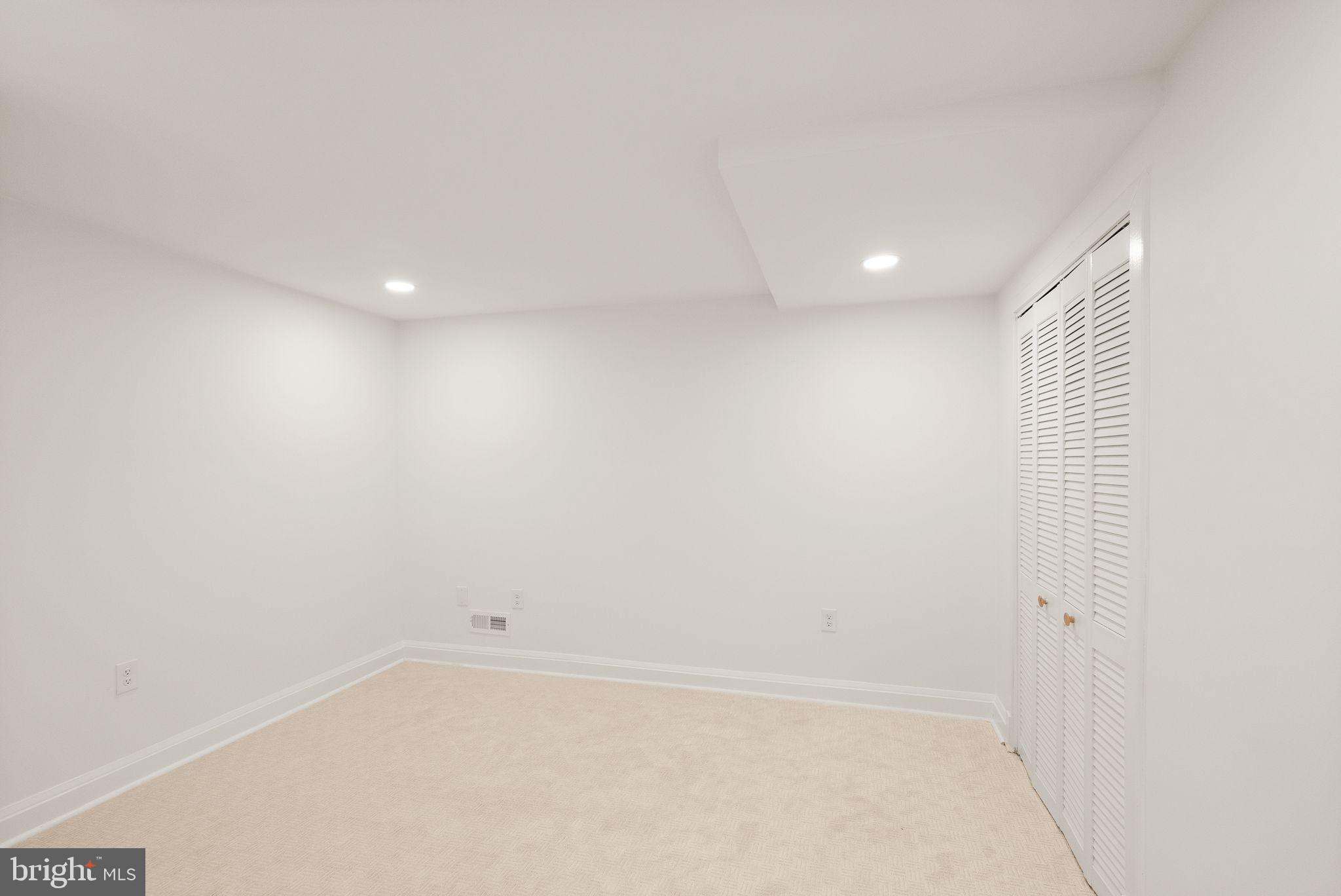 MASON HILL - Residential