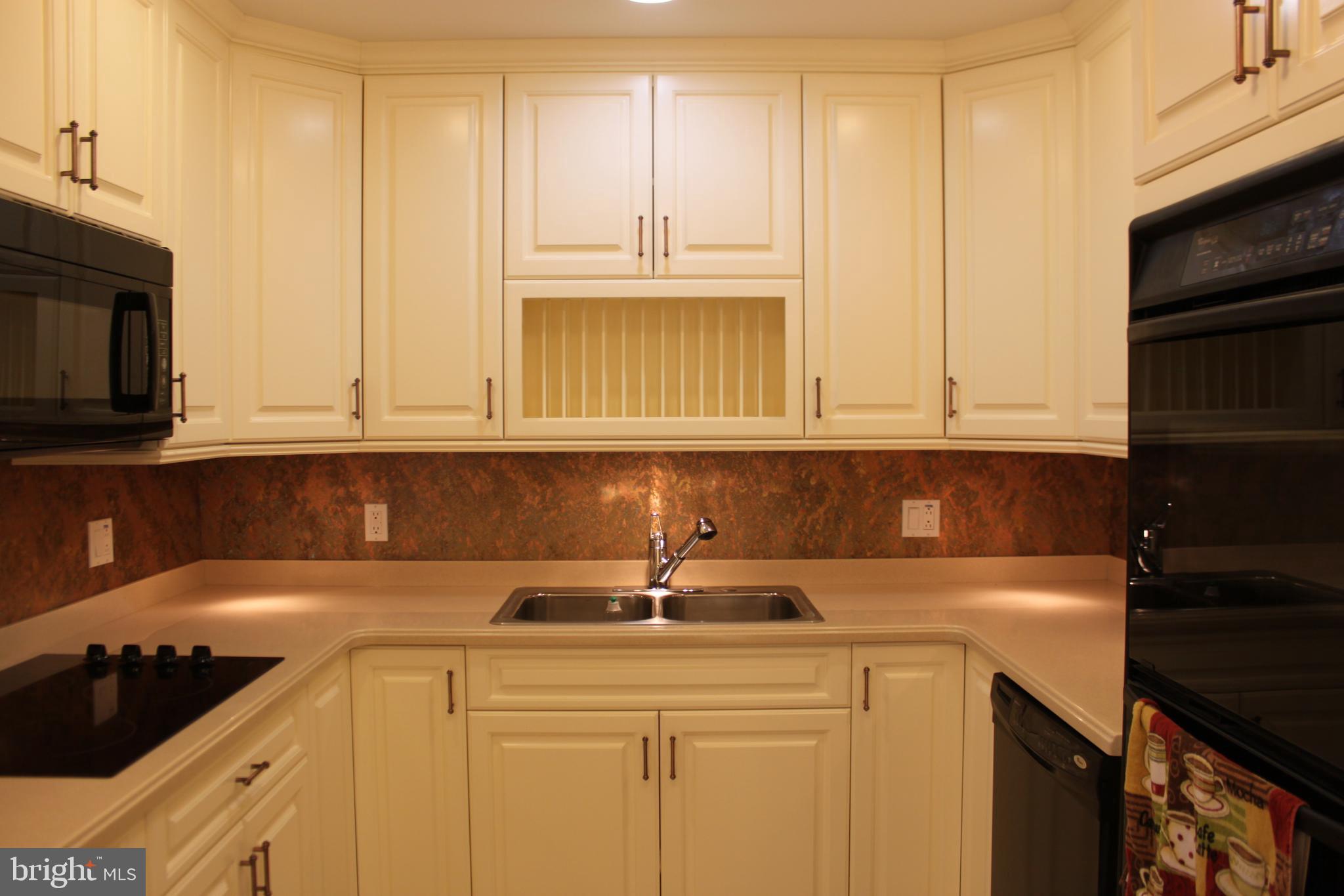 INDIAN CREEK - Residential Lease