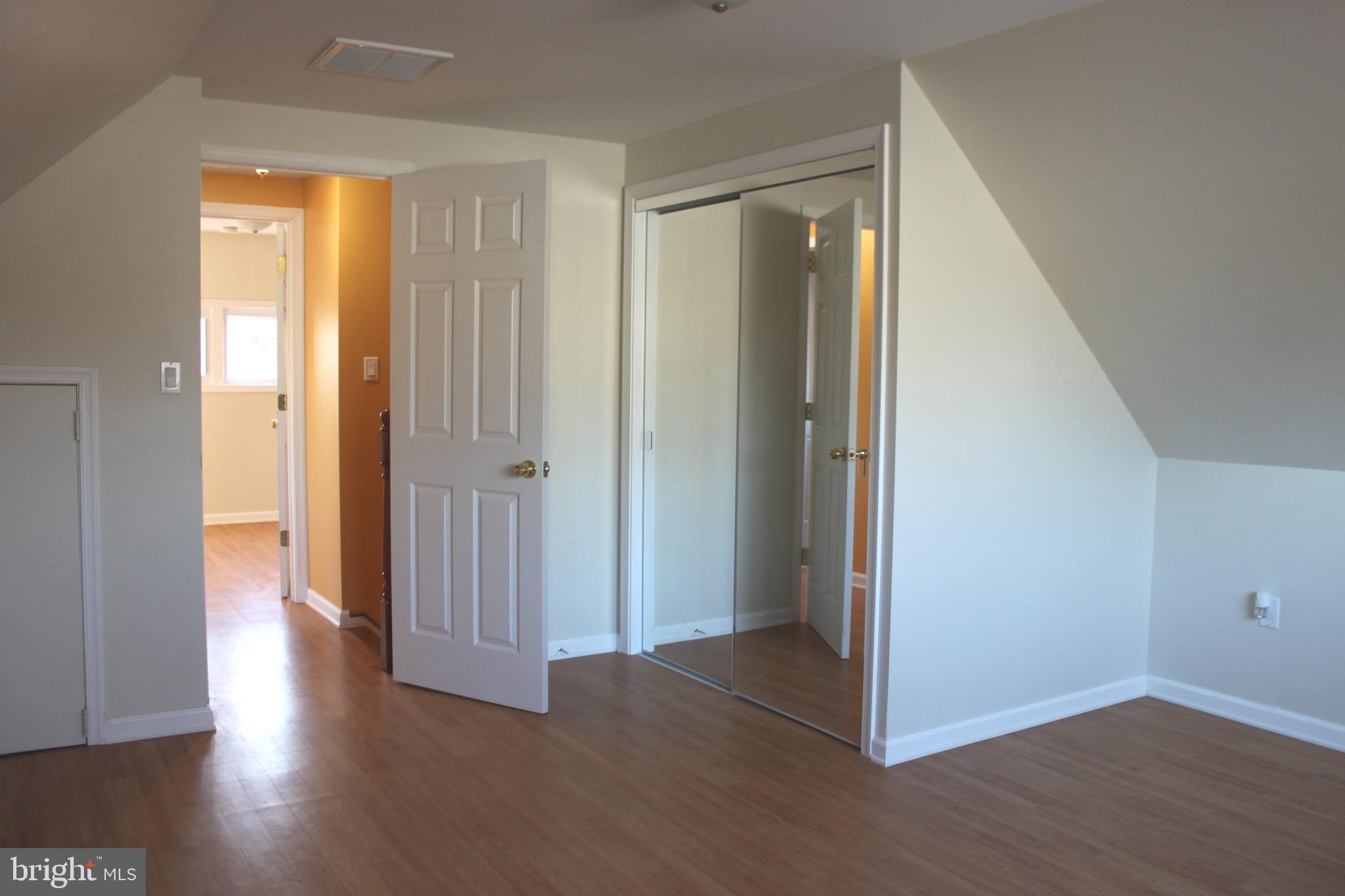 INDIAN CREEK - Residential Lease