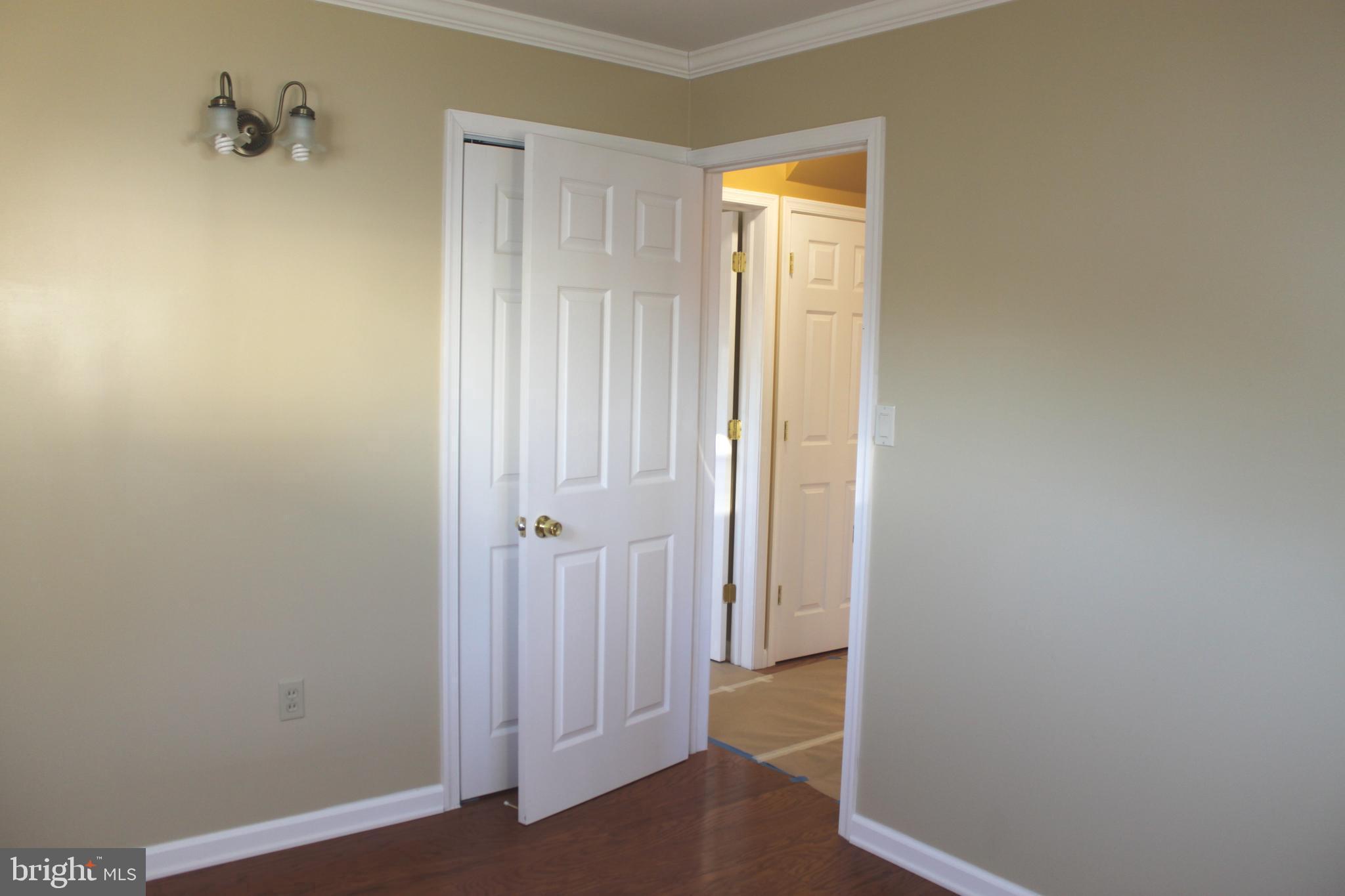 INDIAN CREEK - Residential Lease