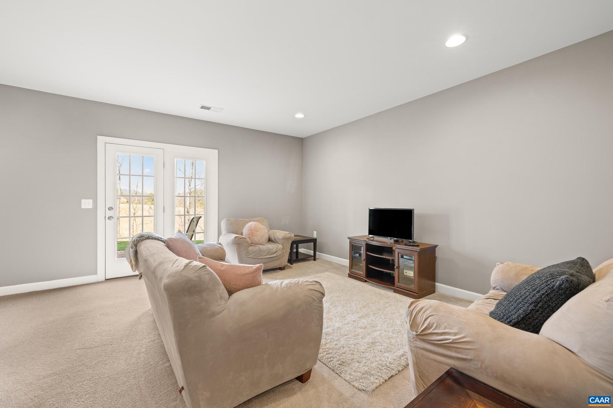 OLD TRAIL - Residential