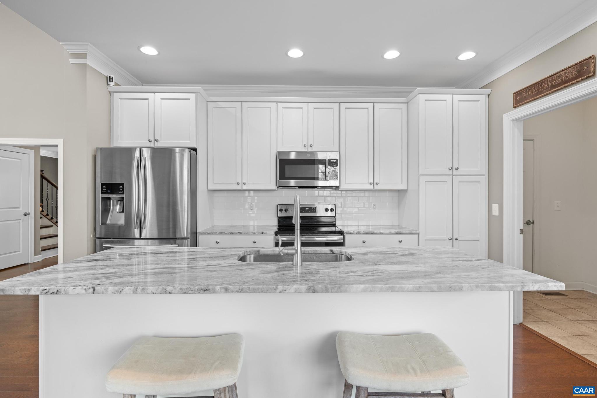 OLD TRAIL - Residential