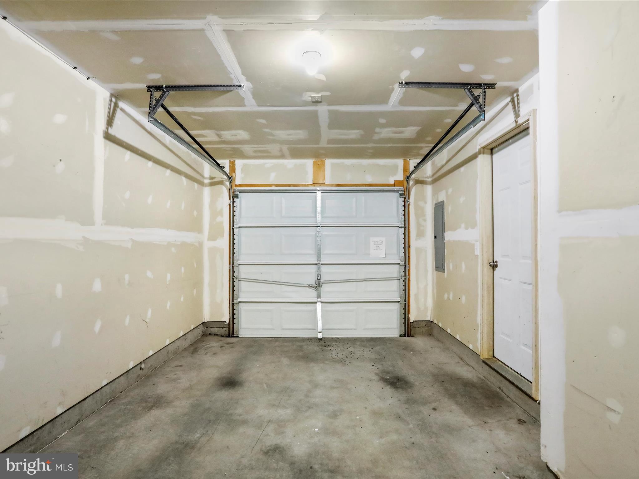 STONEBROOK VILLAGE - Residential