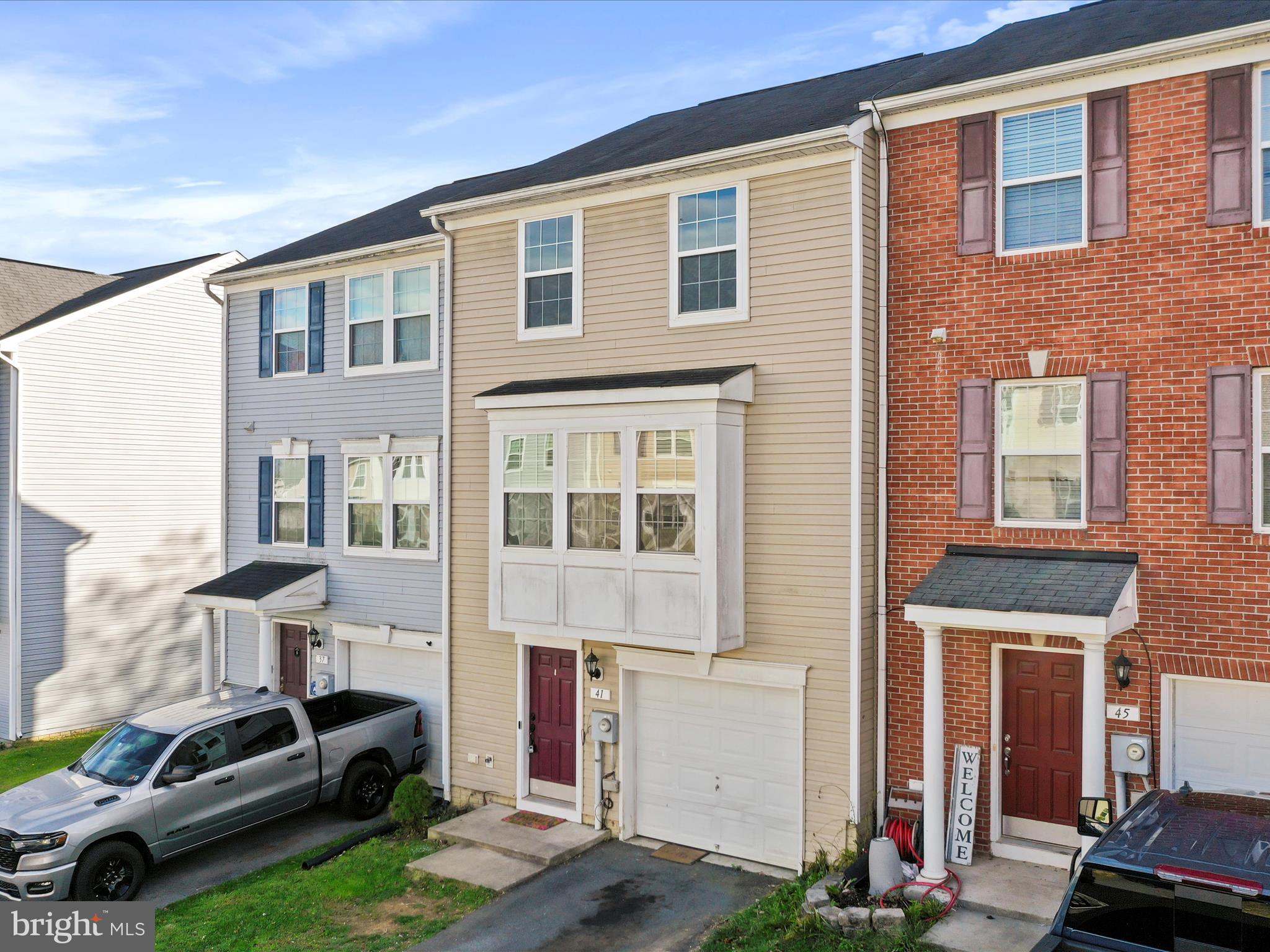 STONEBROOK VILLAGE - Residential