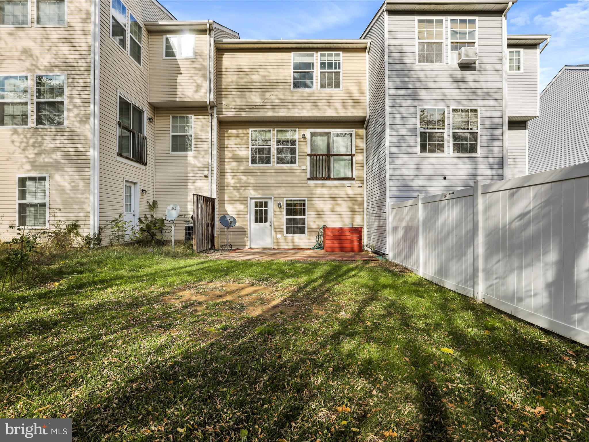 STONEBROOK VILLAGE - Residential