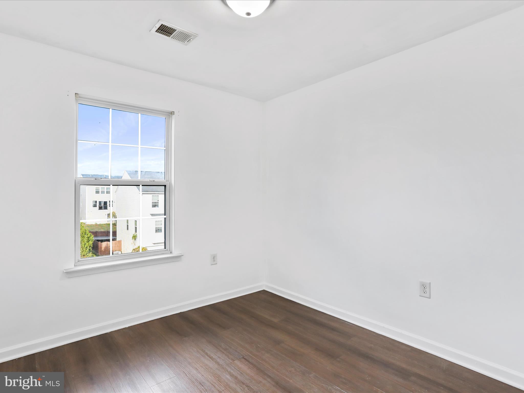 STONEBROOK VILLAGE - Residential