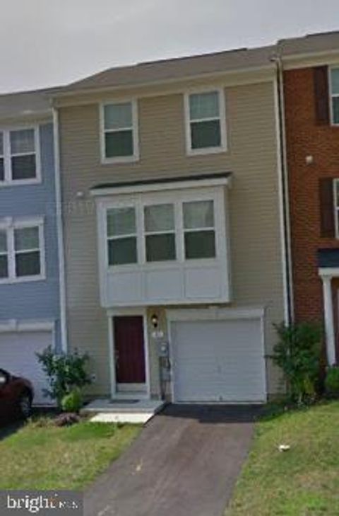 41 VENETIAN COURT HEDGESVILLE WV 25427