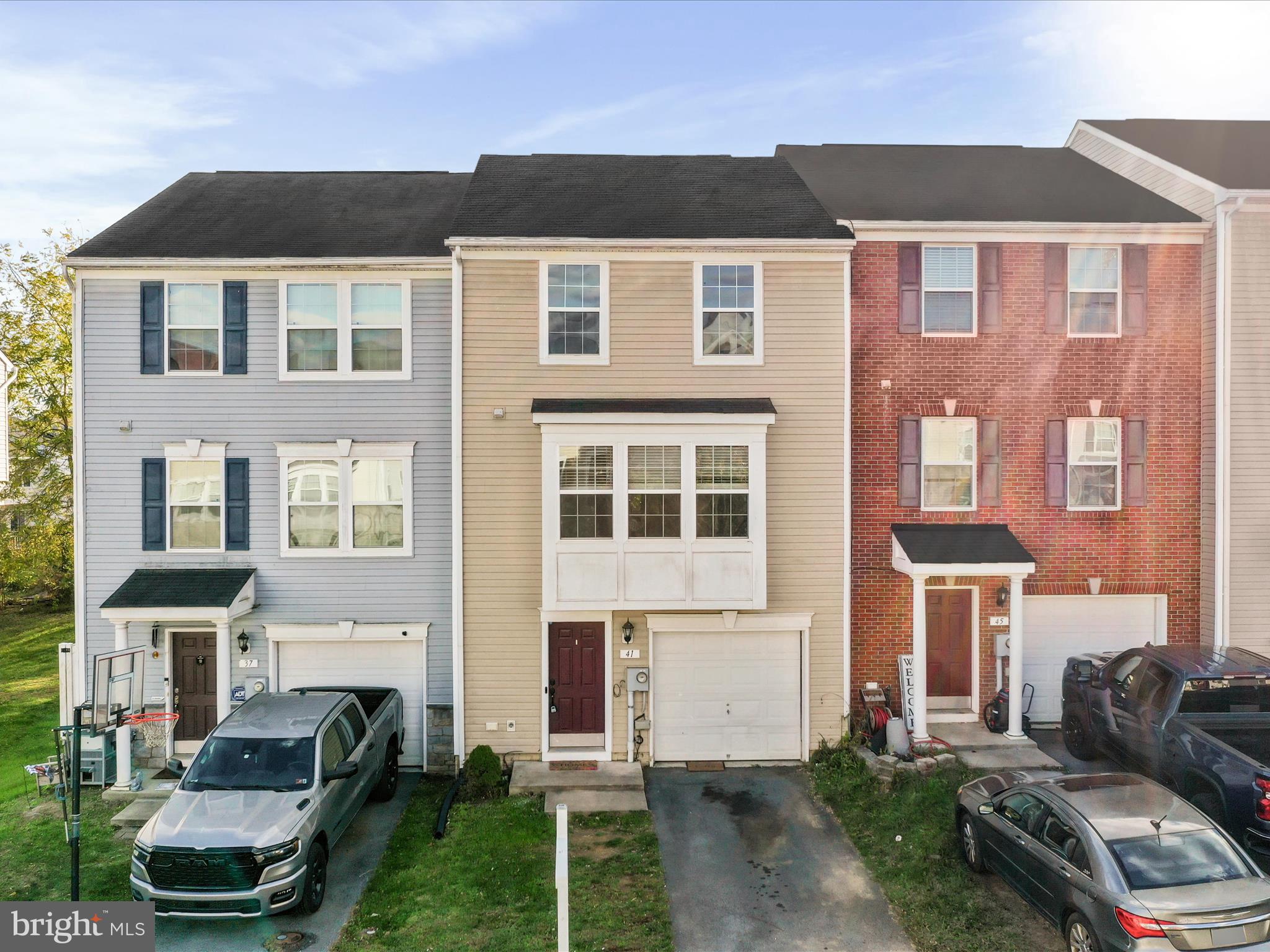 STONEBROOK VILLAGE - Residential