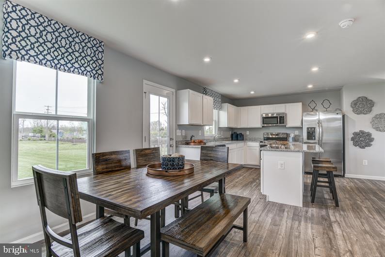 4704 COOKS POINT COURT 05
