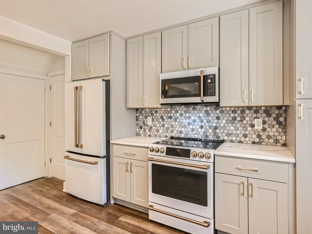 ORIGINAL NORTHWOOD - Residential