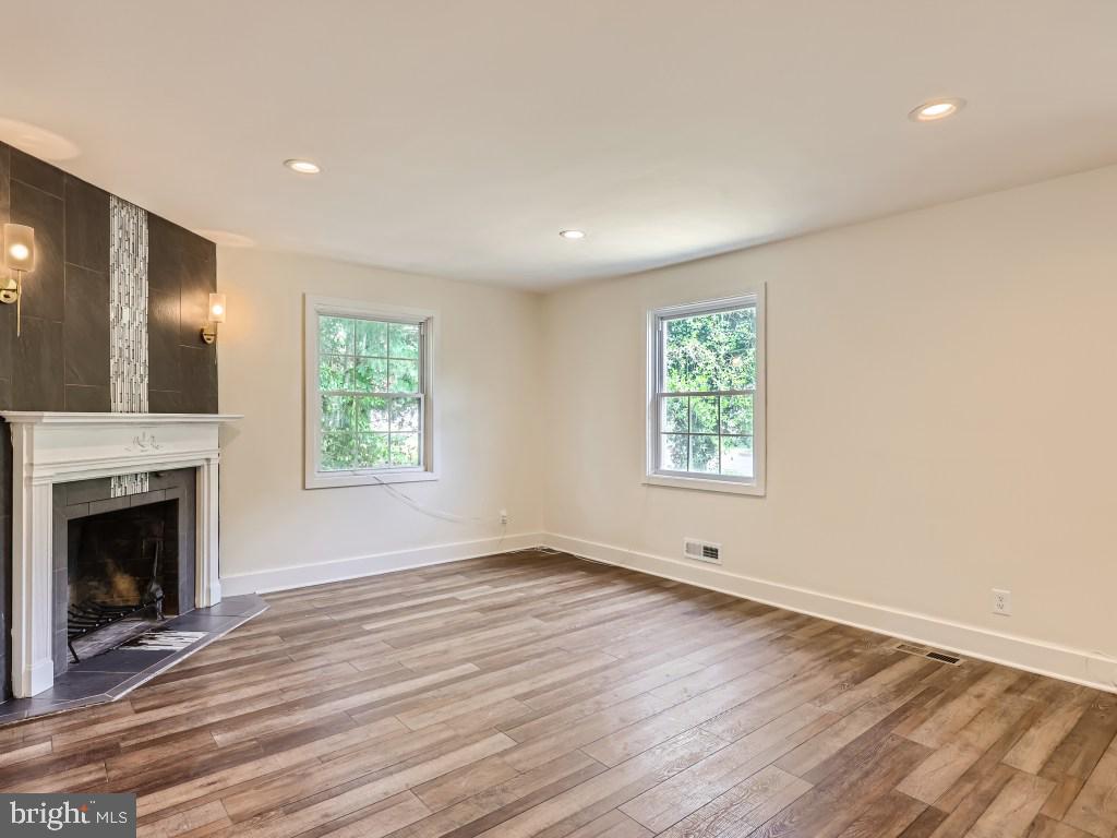 ORIGINAL NORTHWOOD - Residential