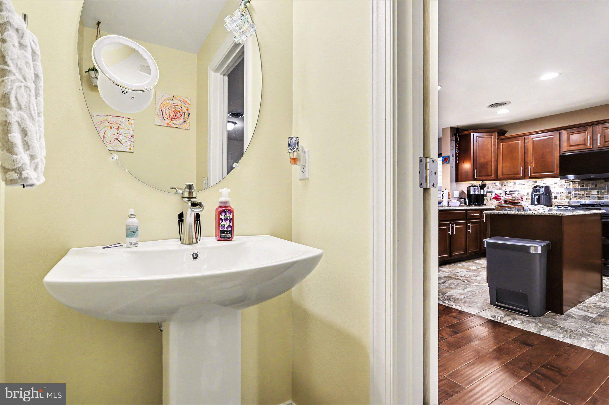 WINDY HEIGHTS - Residential