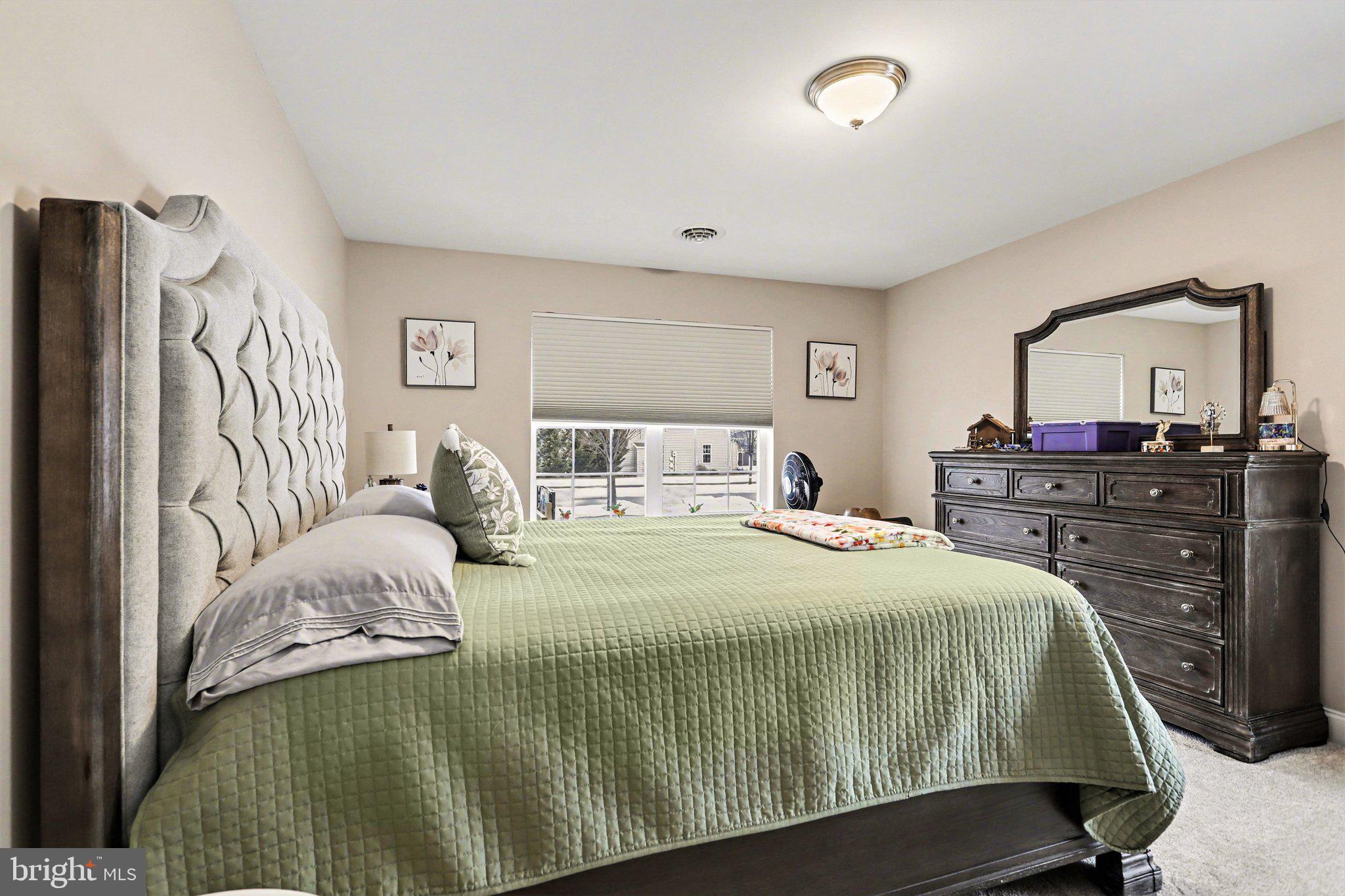 WINDY HEIGHTS - Residential