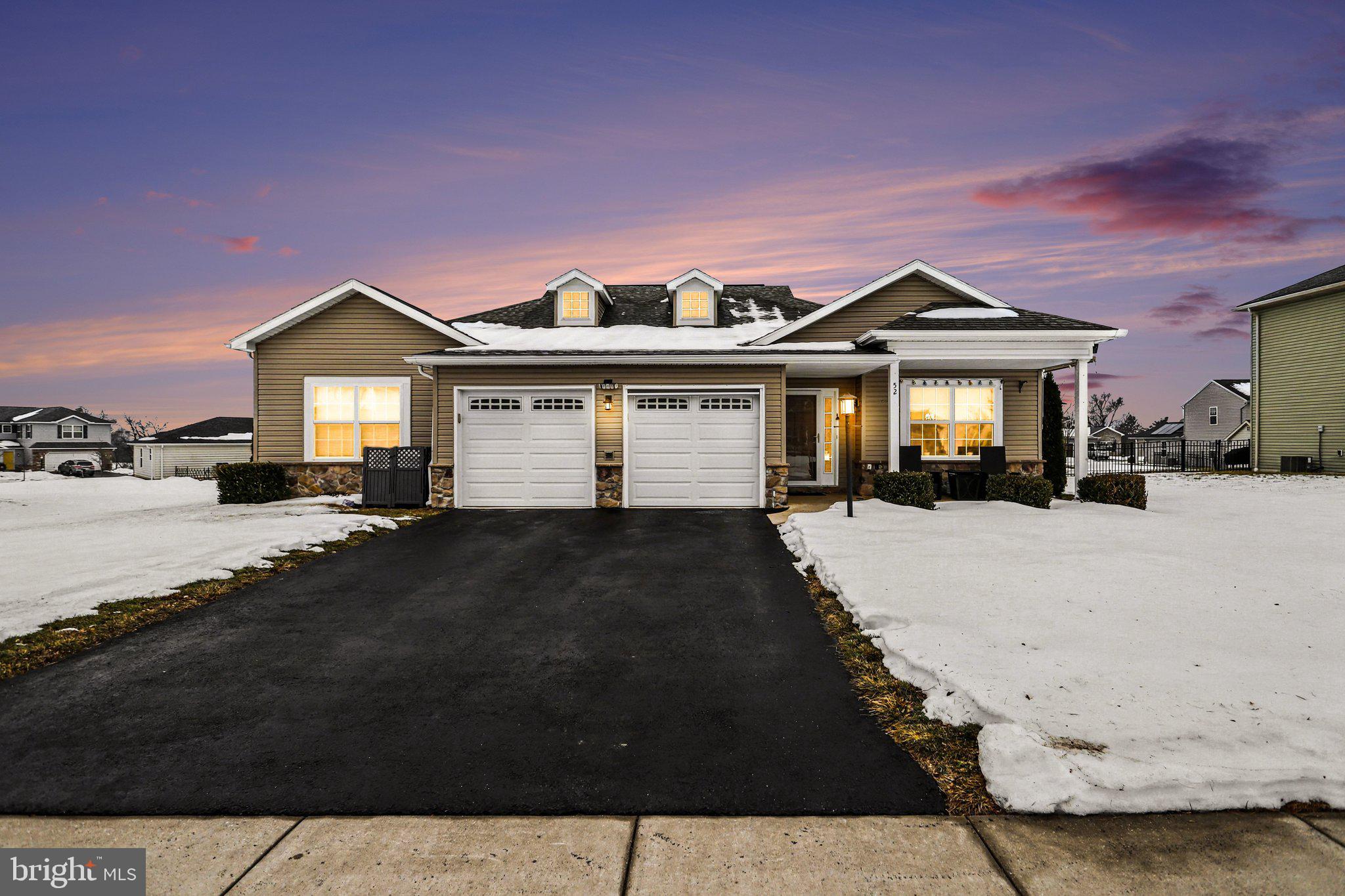 WINDY HEIGHTS - Residential