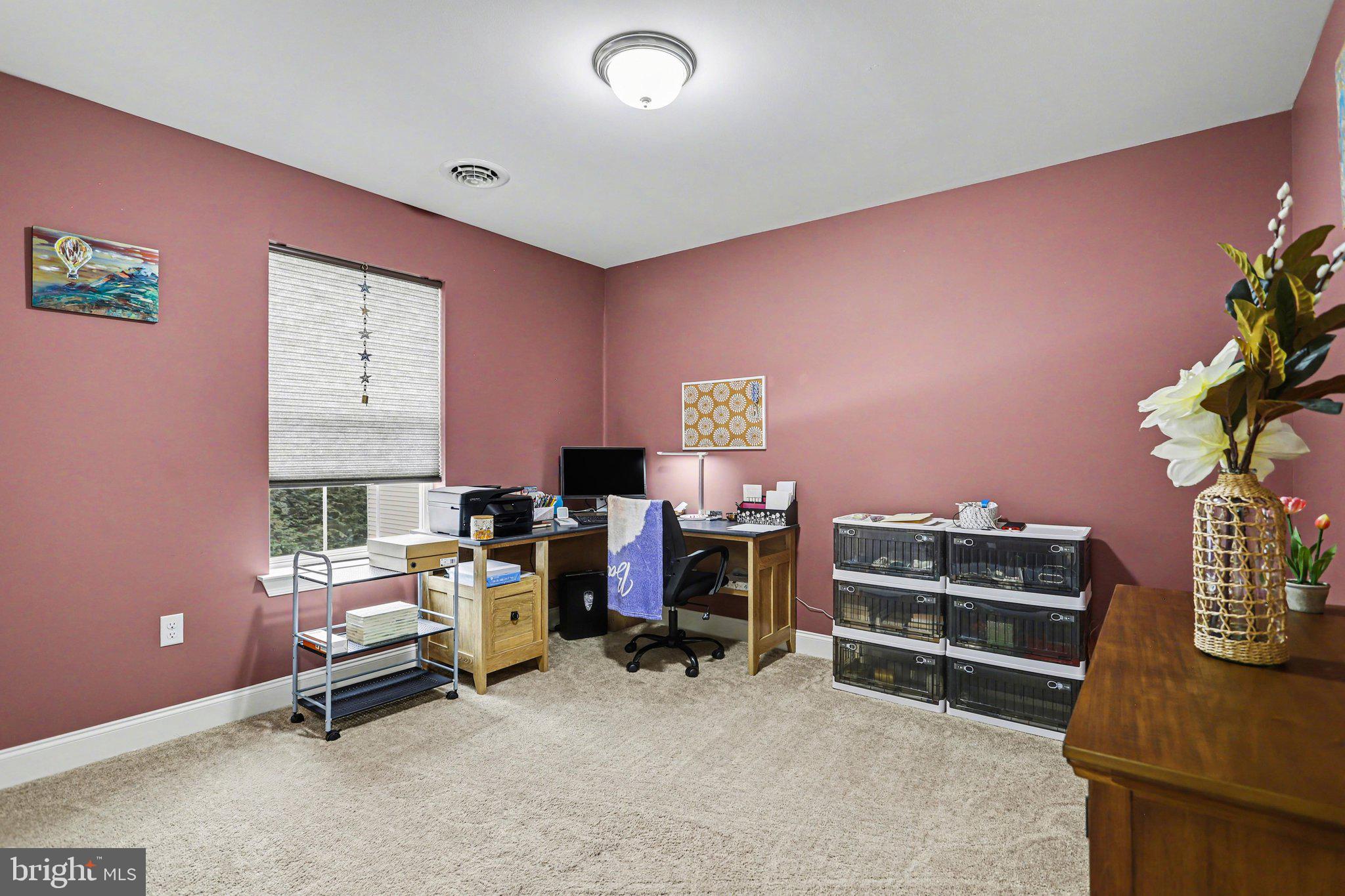 WINDY HEIGHTS - Residential