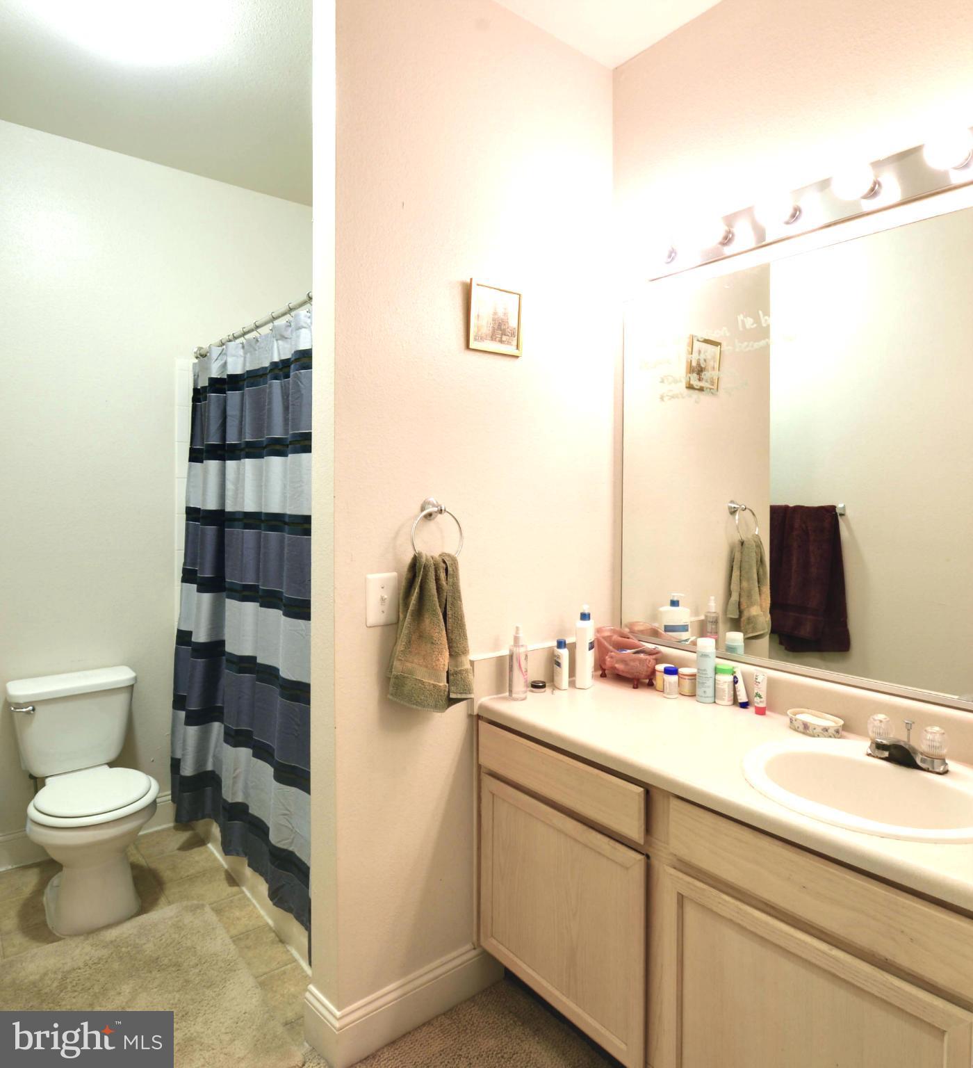 GATES OF MCLEAN - Residential Lease