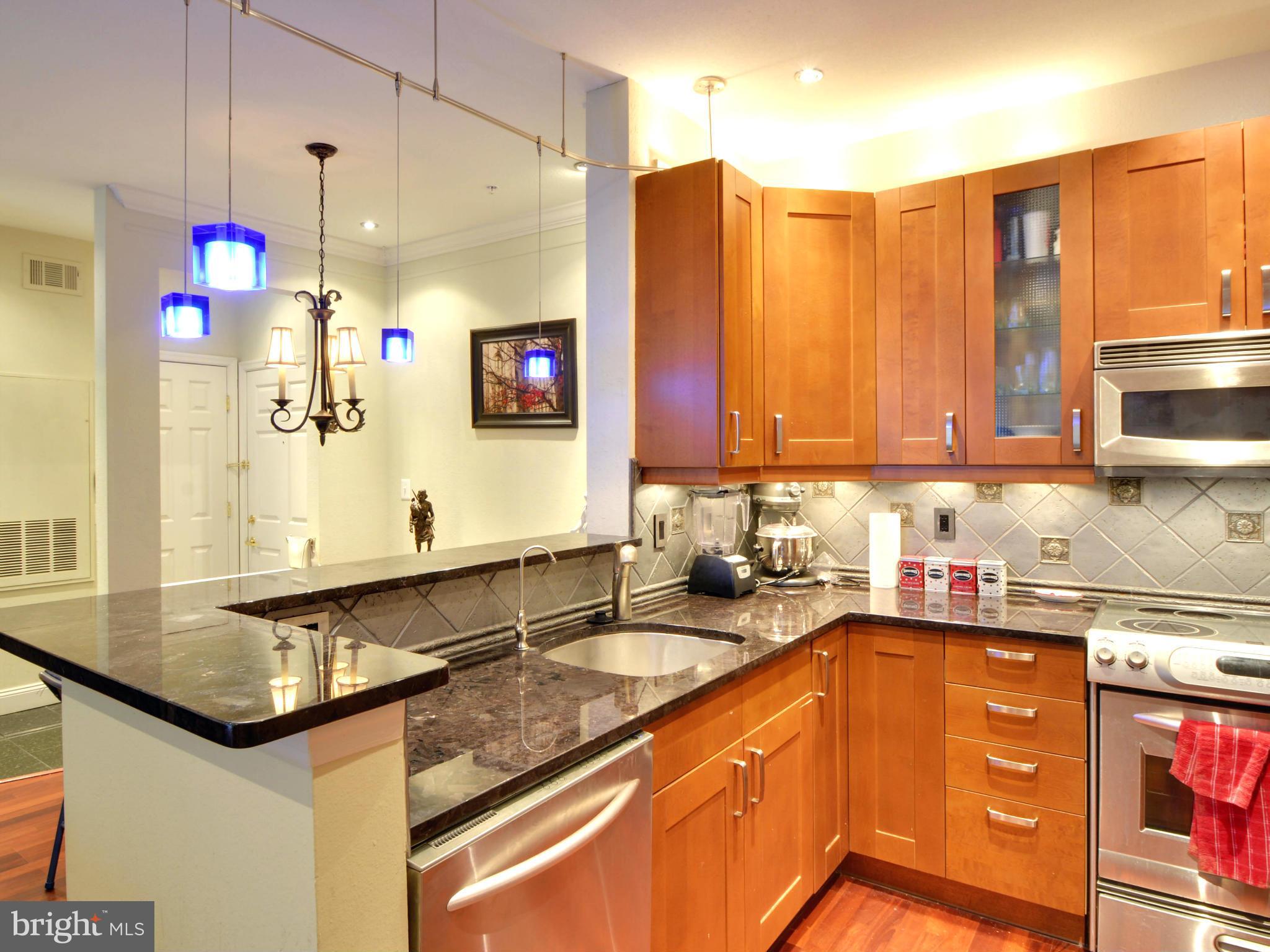 GATES OF MCLEAN - Residential Lease