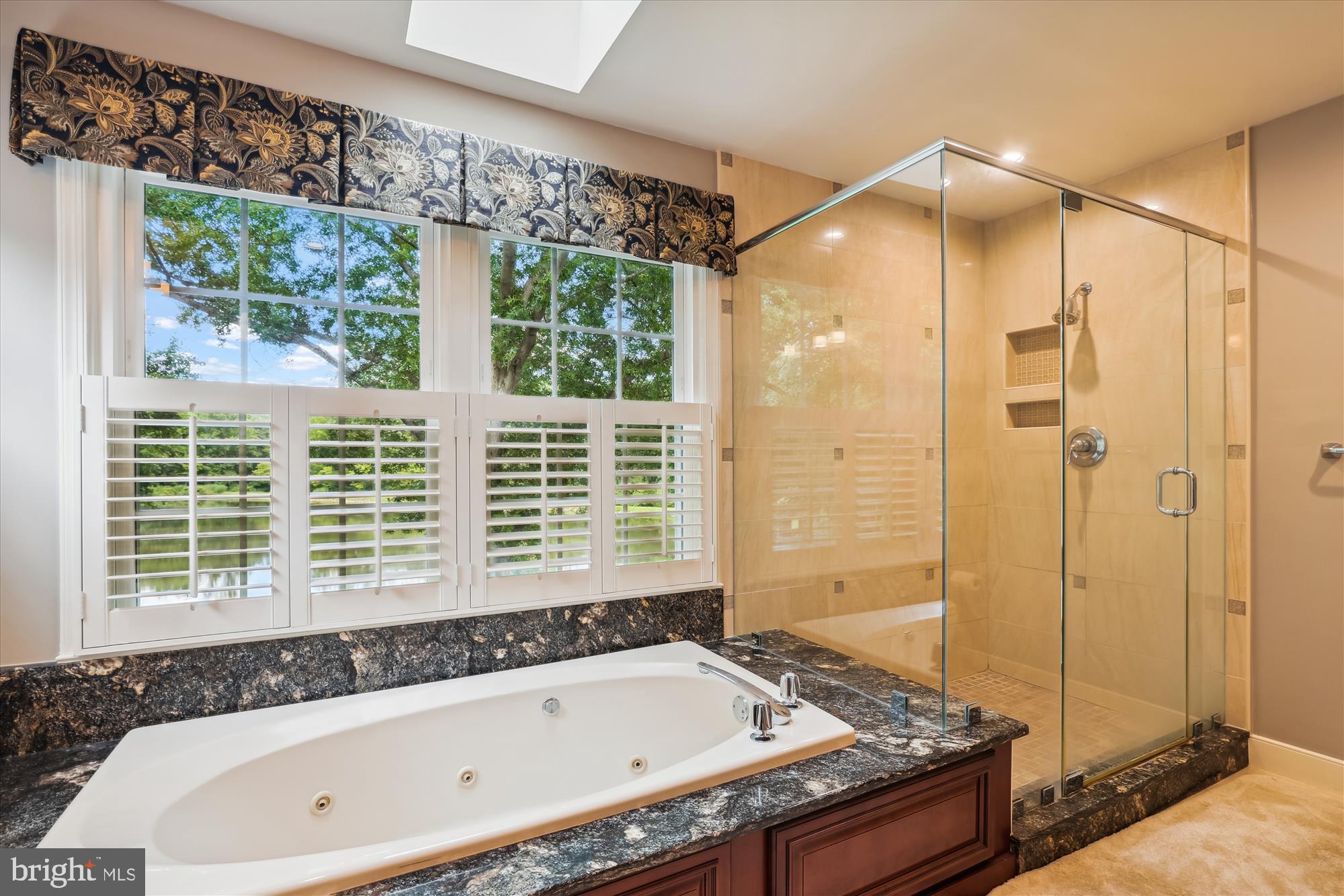 MANTUA - Residential