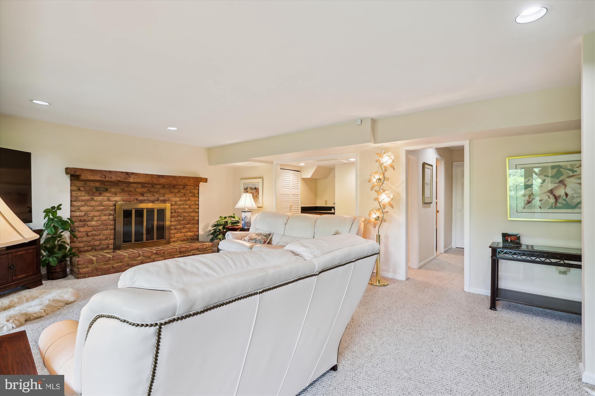 MANTUA - Residential