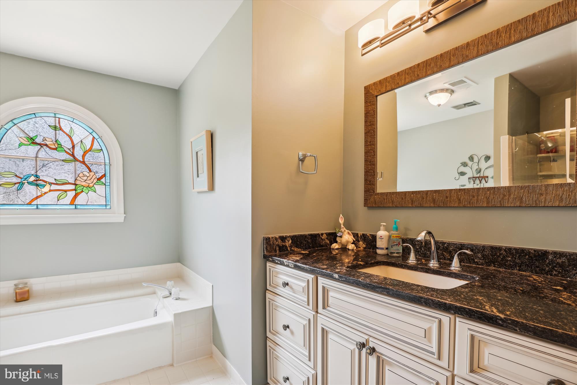 MANTUA - Residential