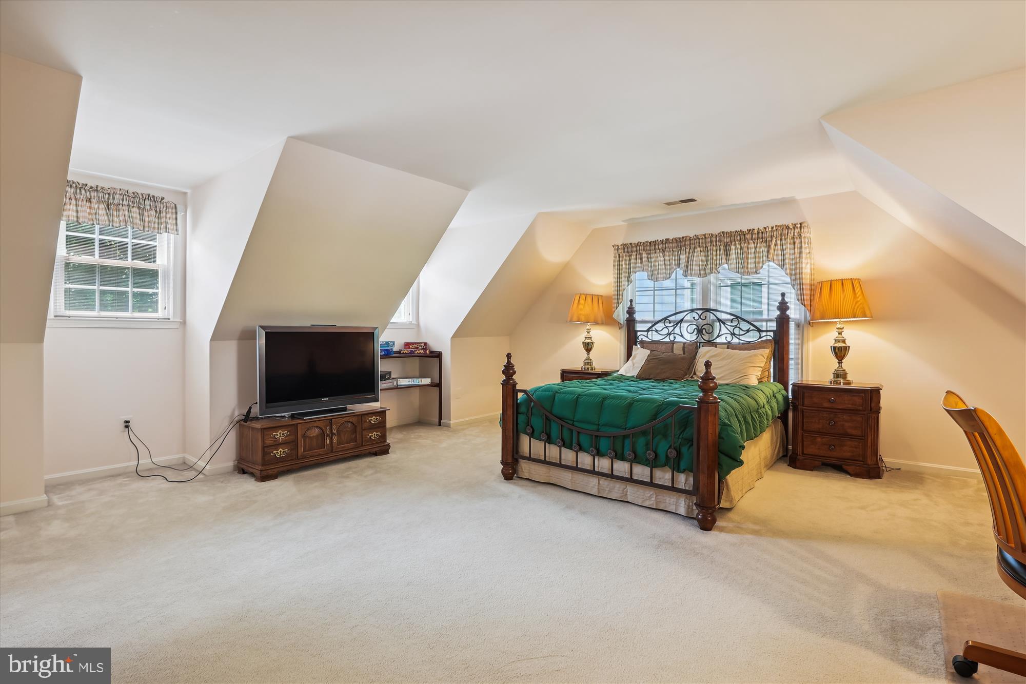 MANTUA - Residential