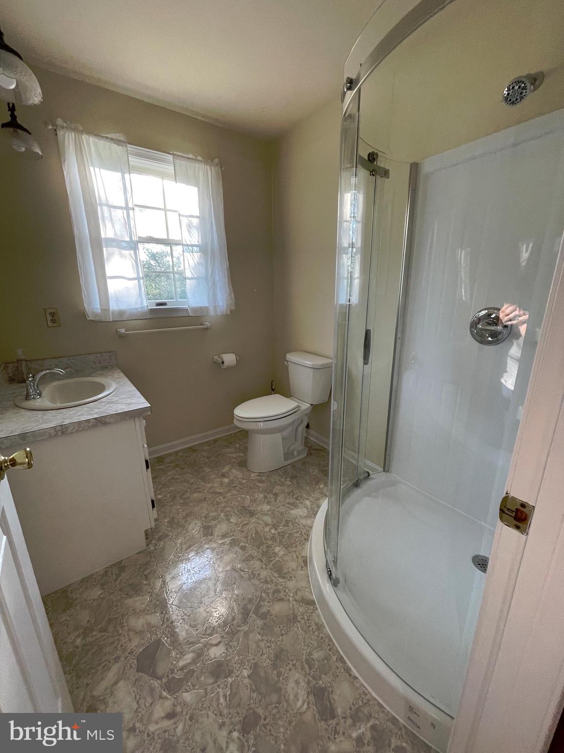 HIGHLANDS OF HARFORD - Residential Lease