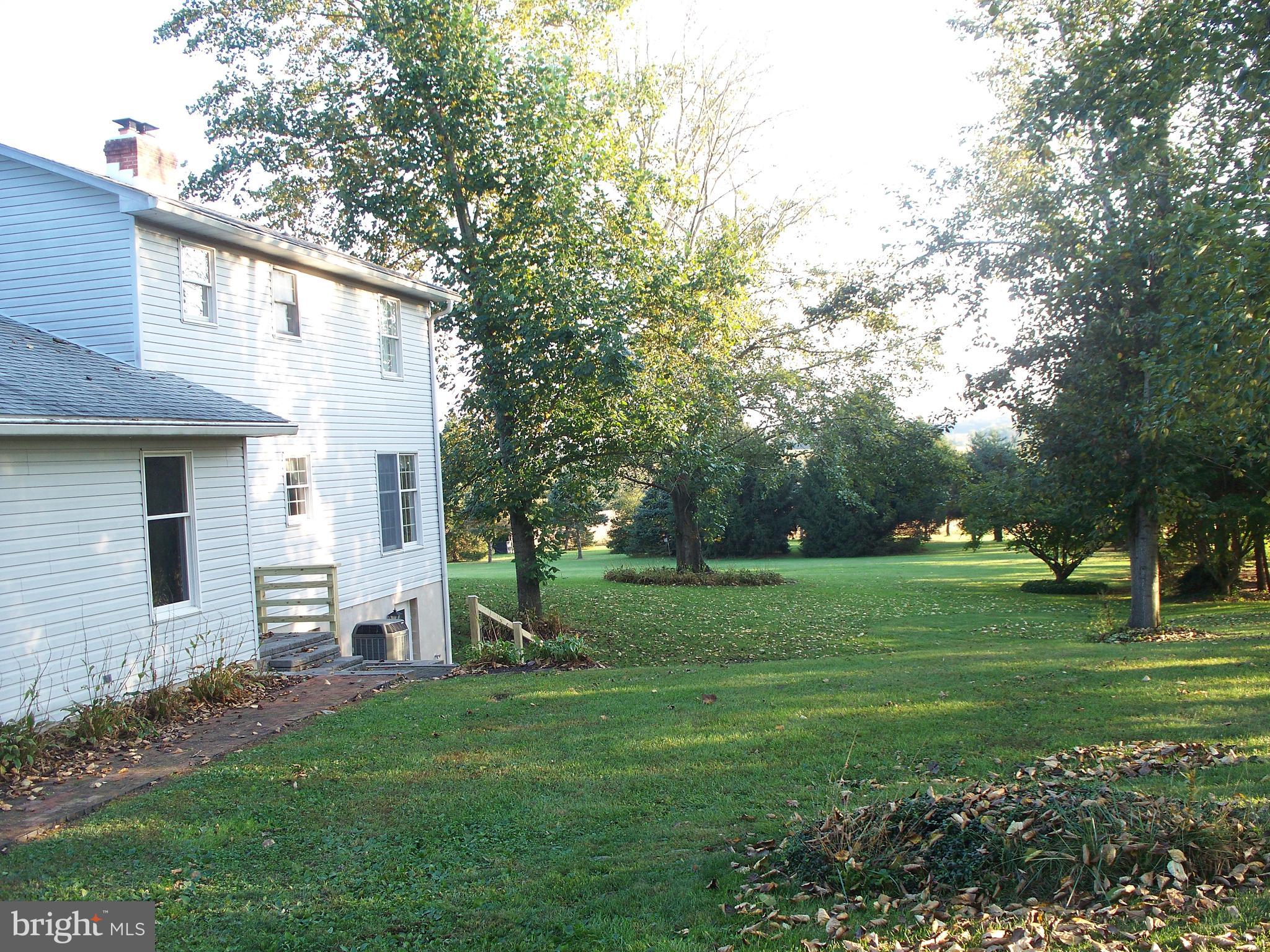 HIGHLANDS OF HARFORD - Residential Lease