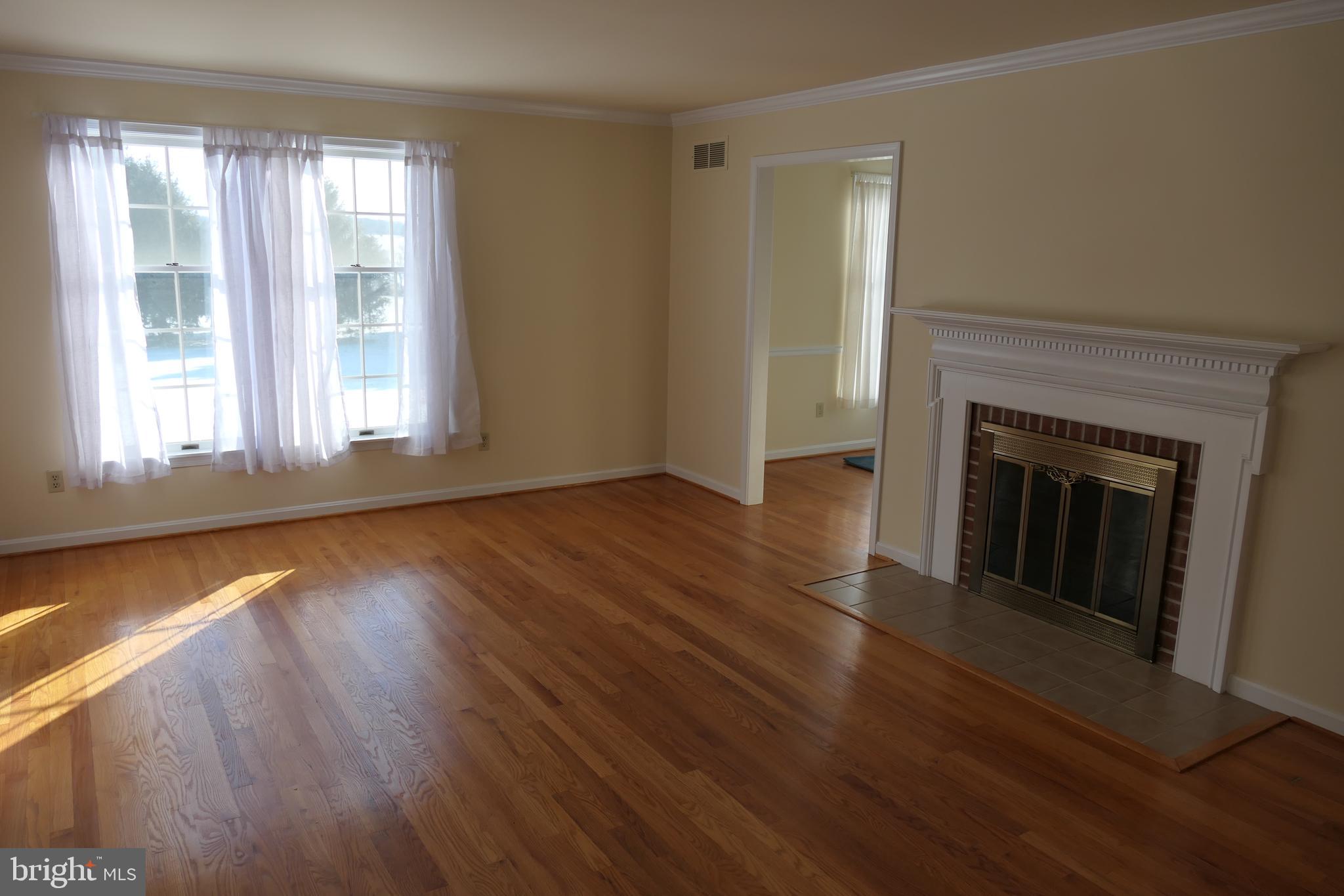 HIGHLANDS OF HARFORD - Residential Lease