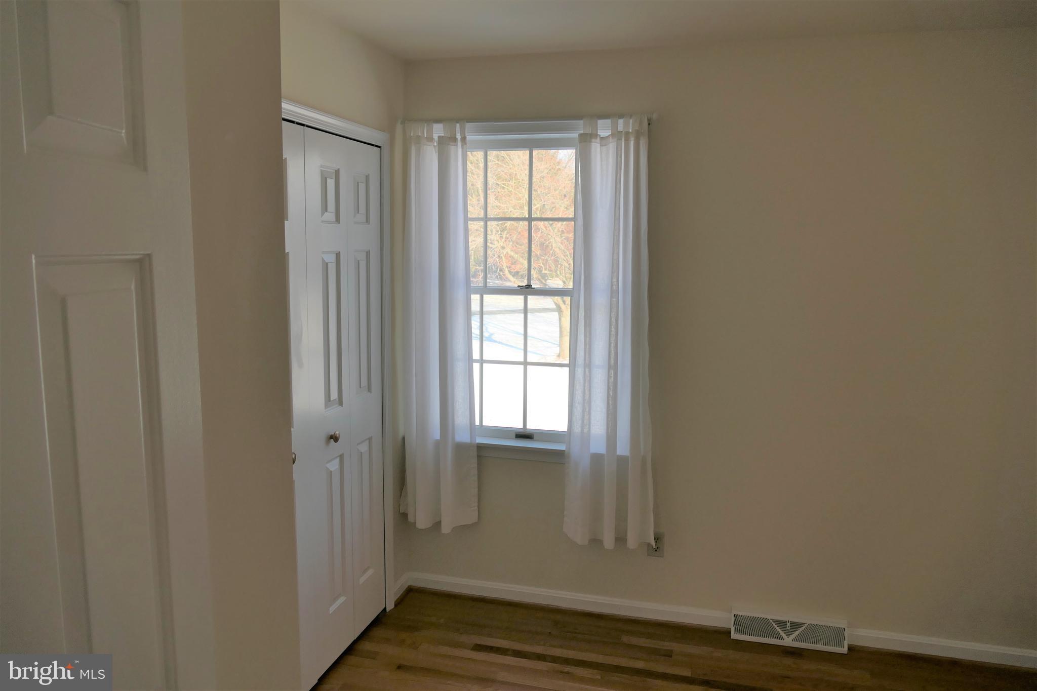 HIGHLANDS OF HARFORD - Residential Lease