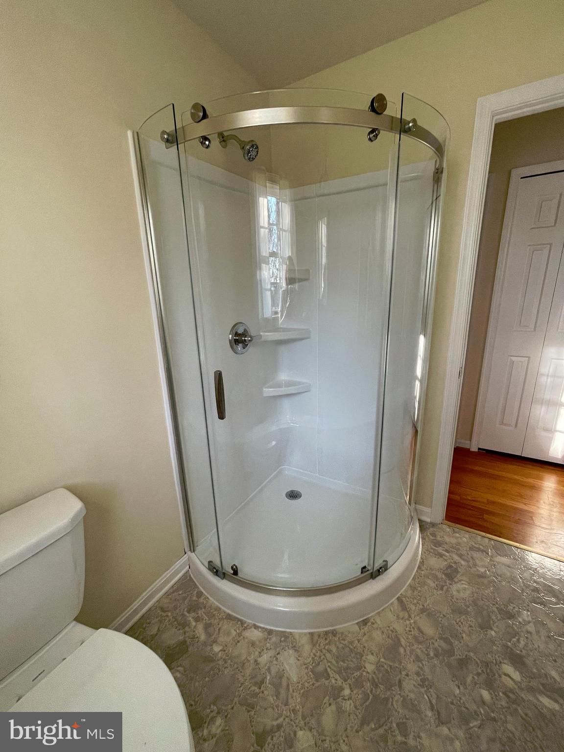 HIGHLANDS OF HARFORD - Residential Lease