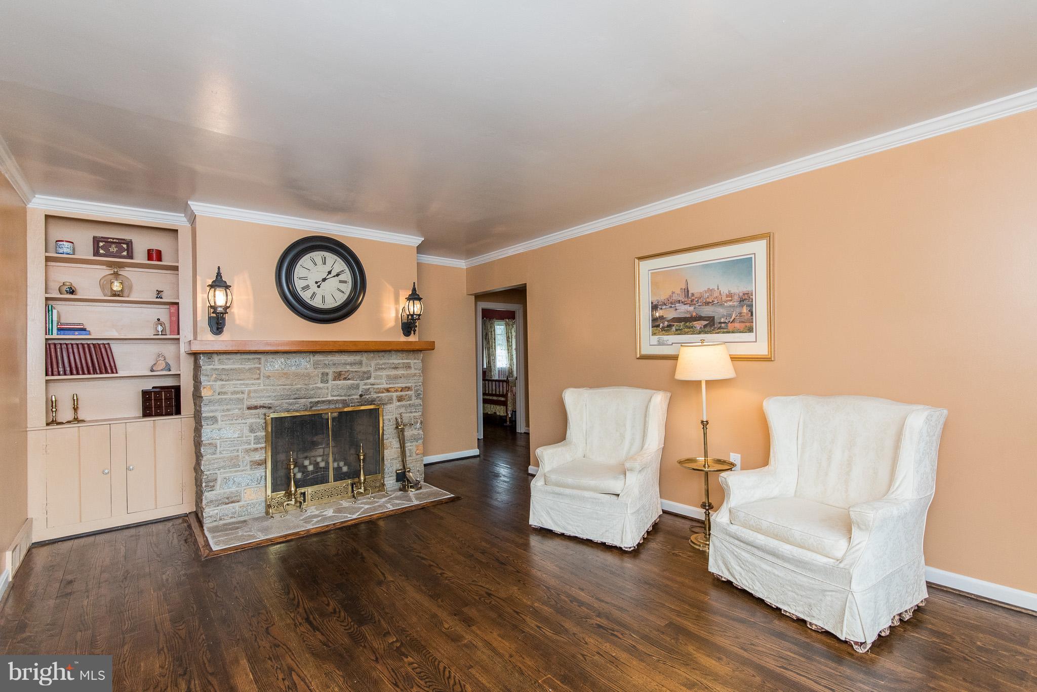 HILLSIDE ACRES - Residential