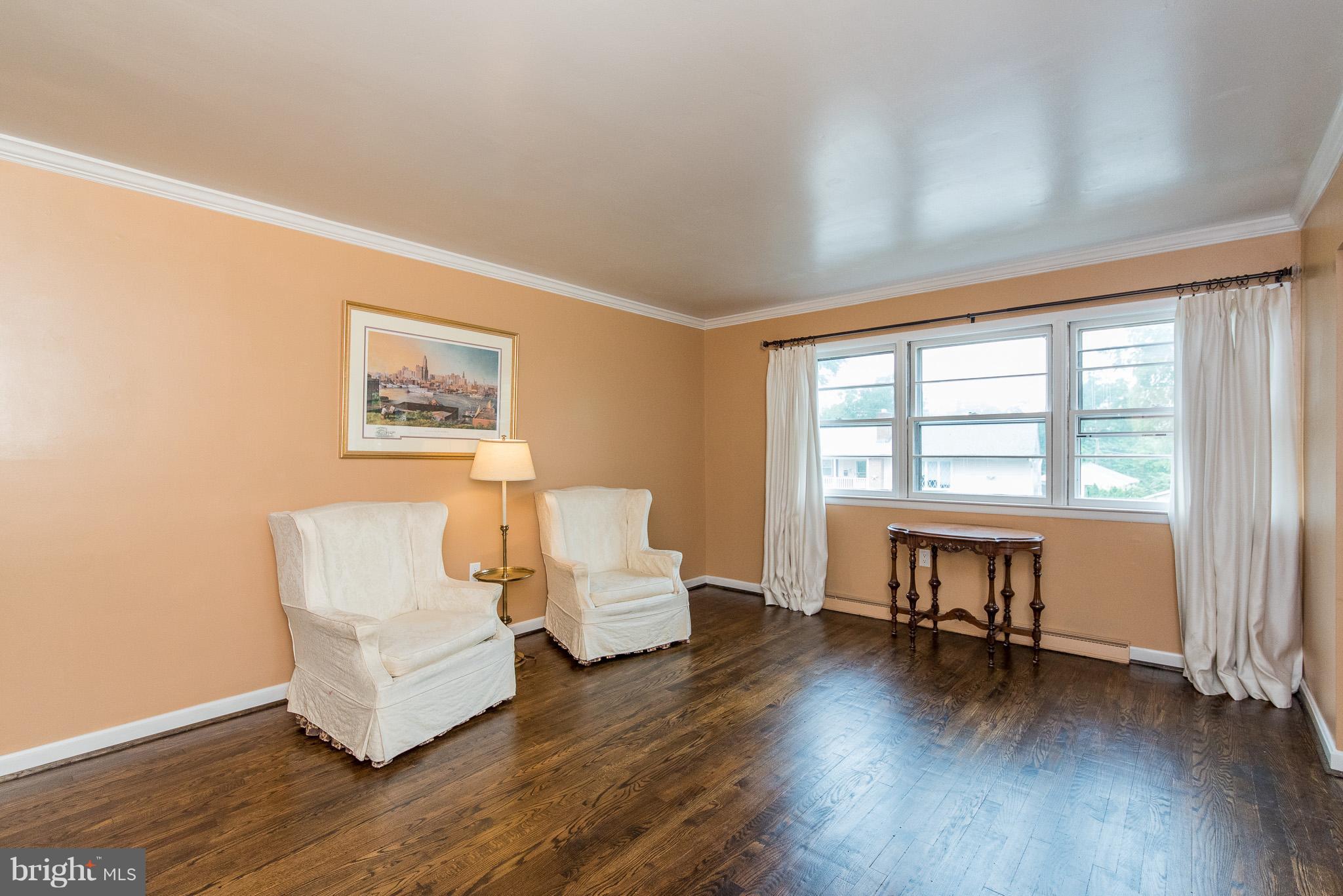 HILLSIDE ACRES - Residential