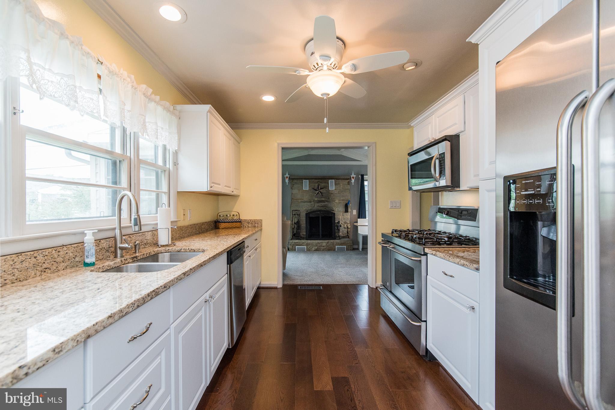 HILLSIDE ACRES - Residential