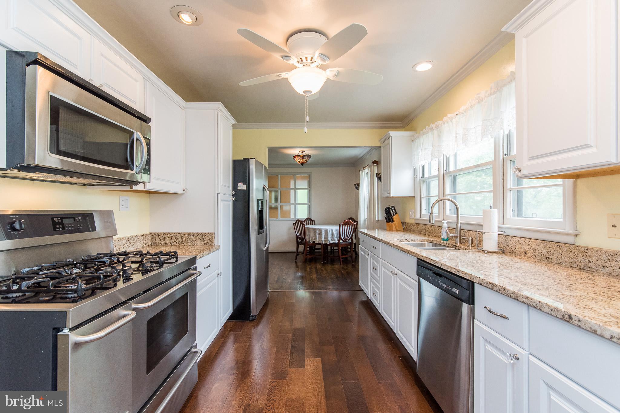 HILLSIDE ACRES - Residential