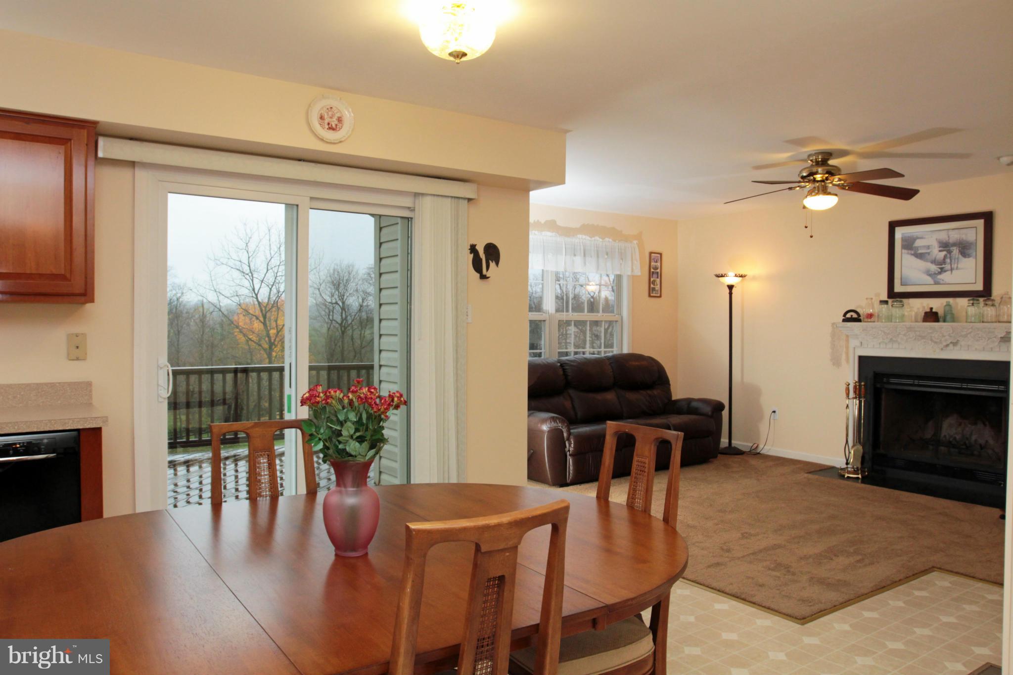 LARASH MANOR - Residential