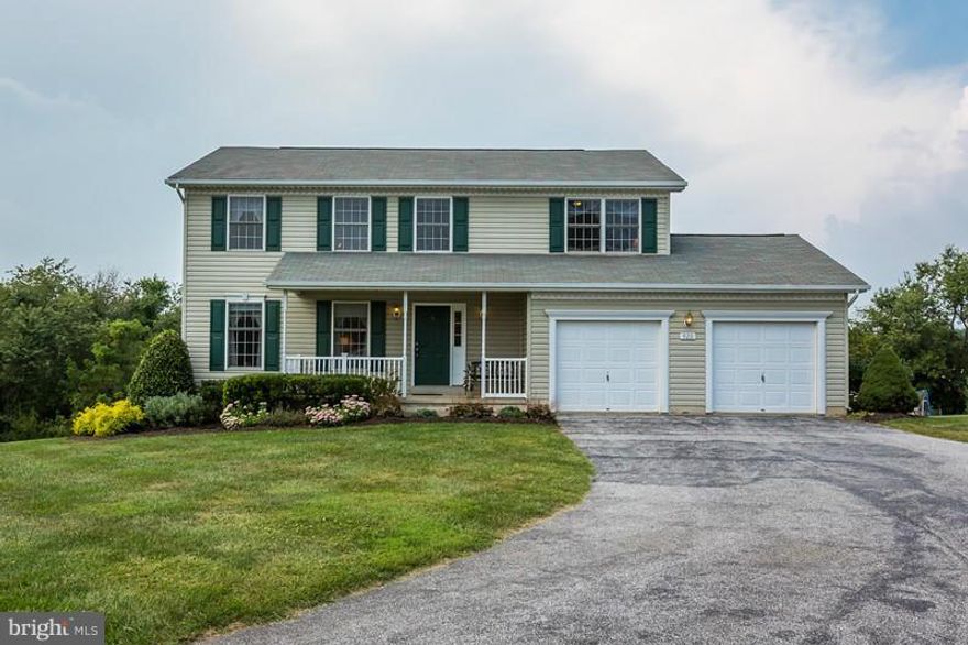 **Great commuter location (FINKSBURG AREA)! Meticulously maintained and updated Colonial situated on a picturesque lot perfect for playing sports! Enjoy cool summer evenings relaxing on your large deck over looking, gardens and grounds. 4 bedrooms, 2 1/2 baths.Beautiful hardwood flr. on the main.Large master suite,spectacular master bath w/ separate shower,and much more