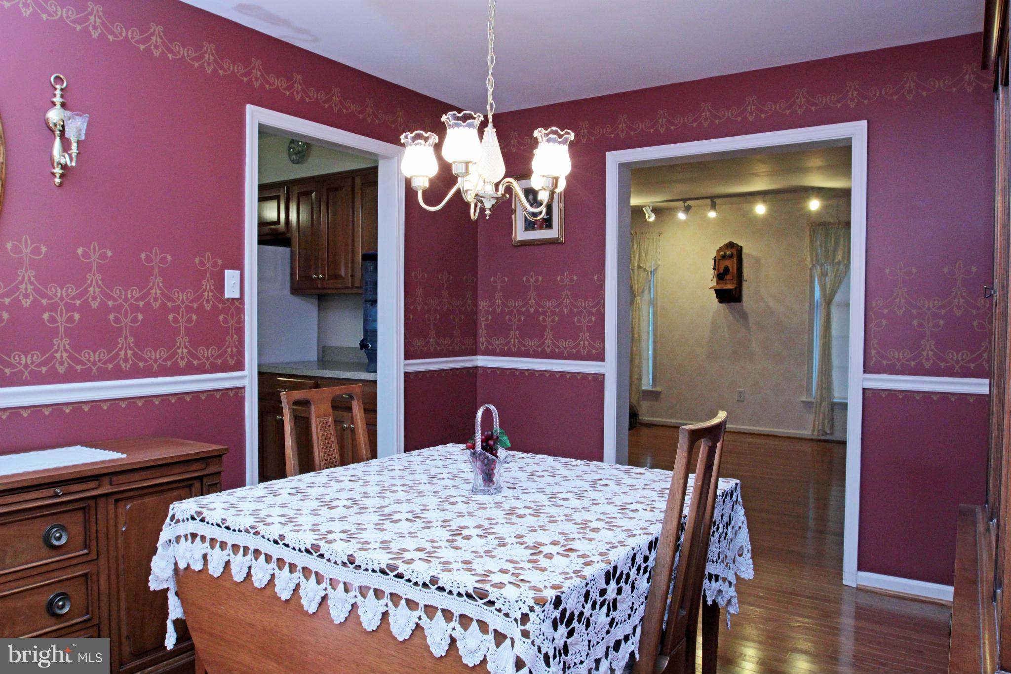 LARASH MANOR - Residential