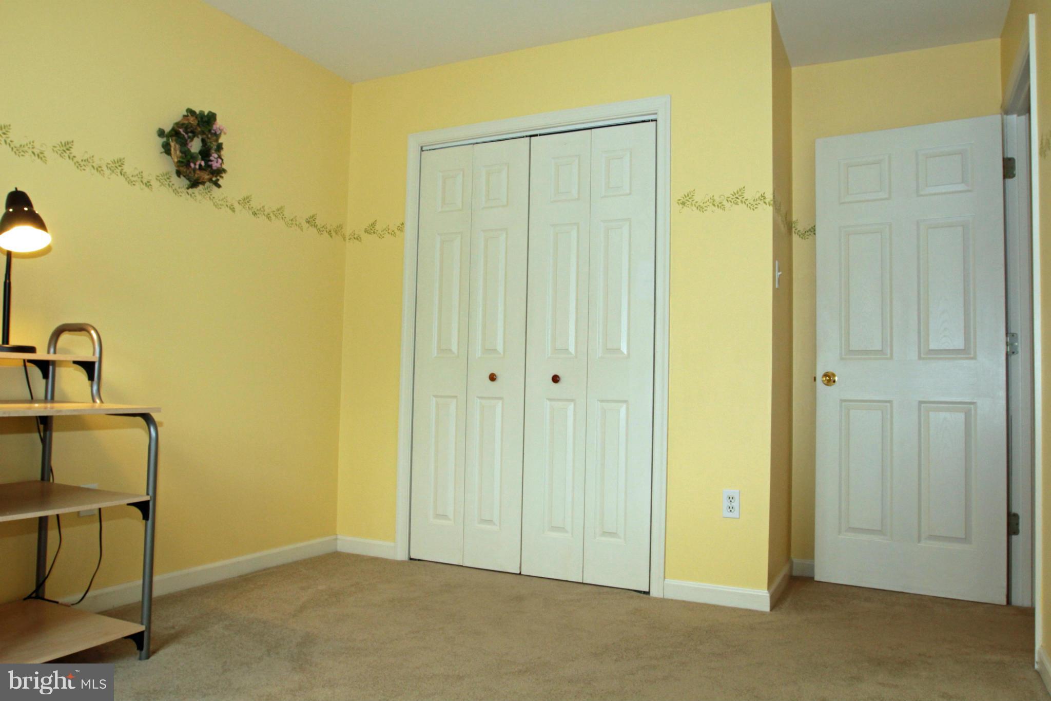 LARASH MANOR - Residential