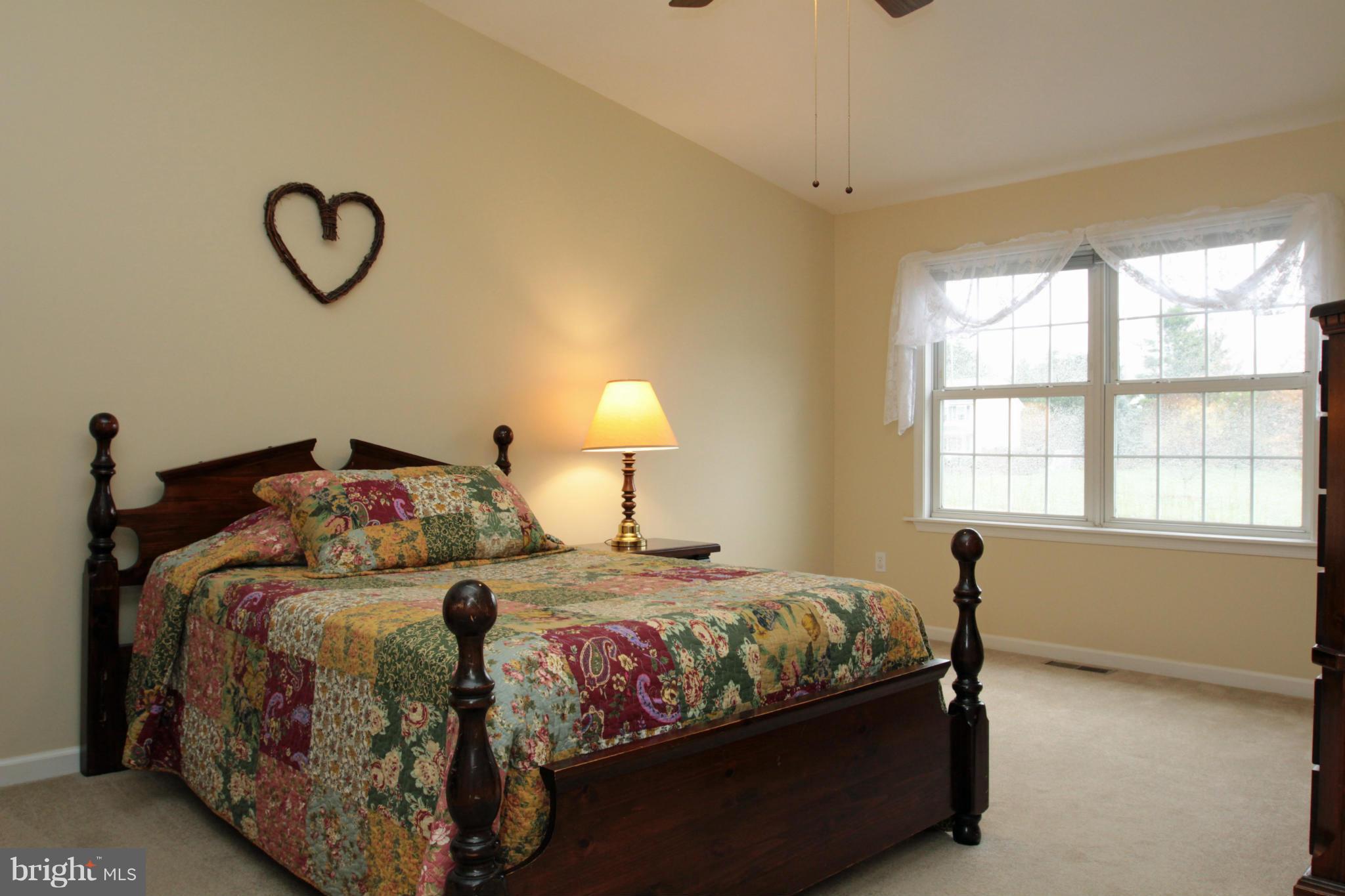 LARASH MANOR - Residential