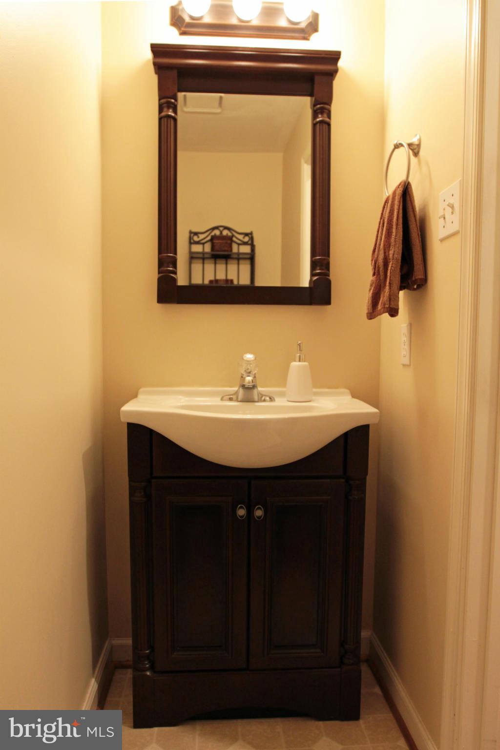 LARASH MANOR - Residential