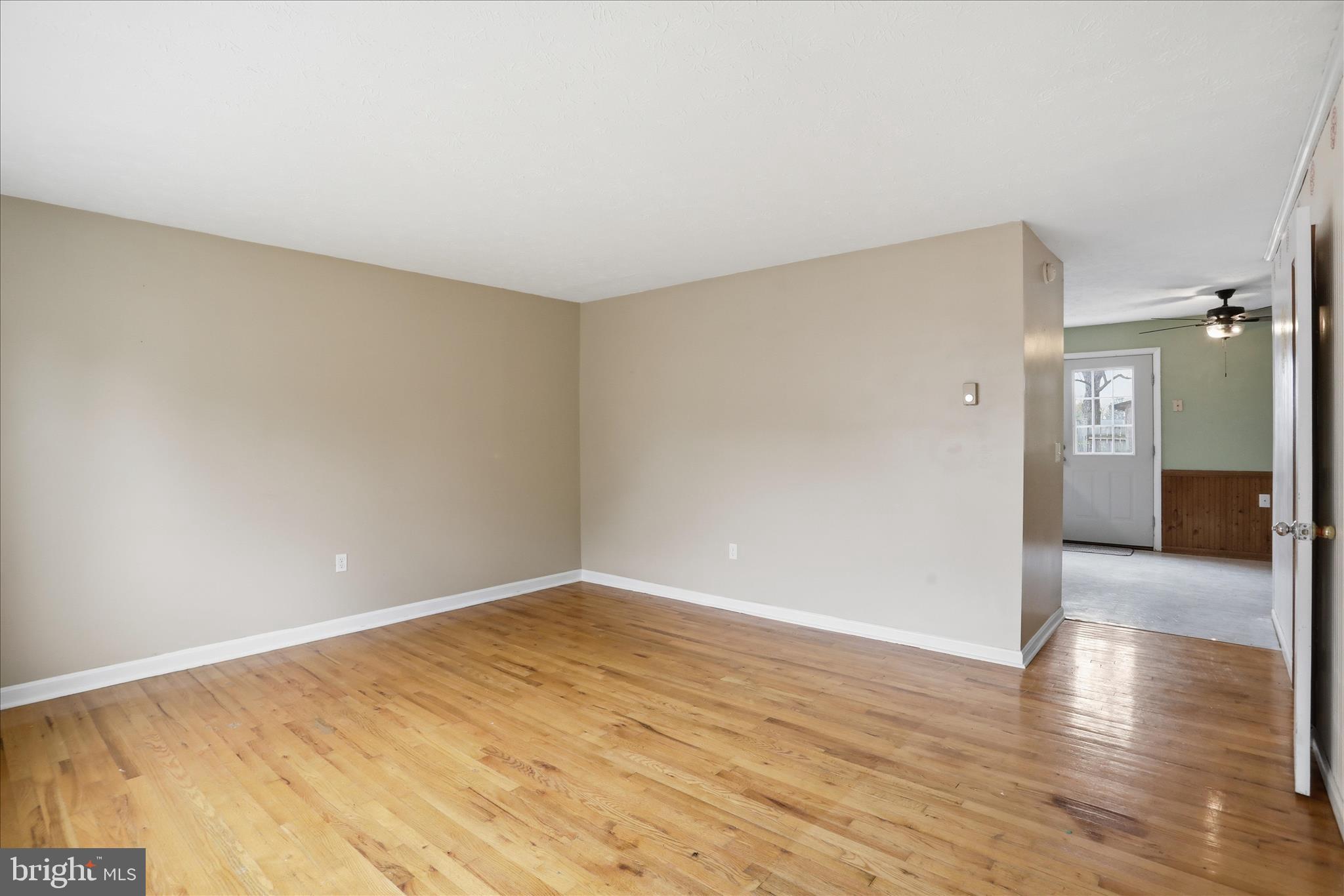 FREDERICKTOWNE TOWNHOUSE - Residential