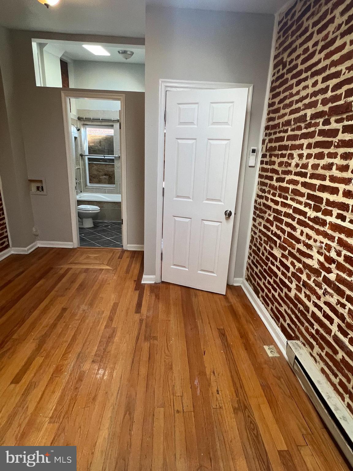 WASHINGTON VILLAGE - Residential