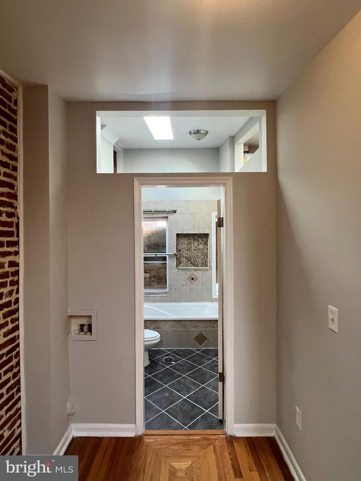 WASHINGTON VILLAGE - Residential