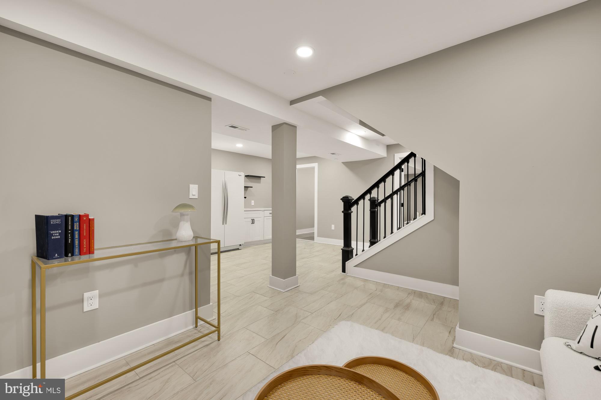 KENSINGTON HEIGHTS - Residential