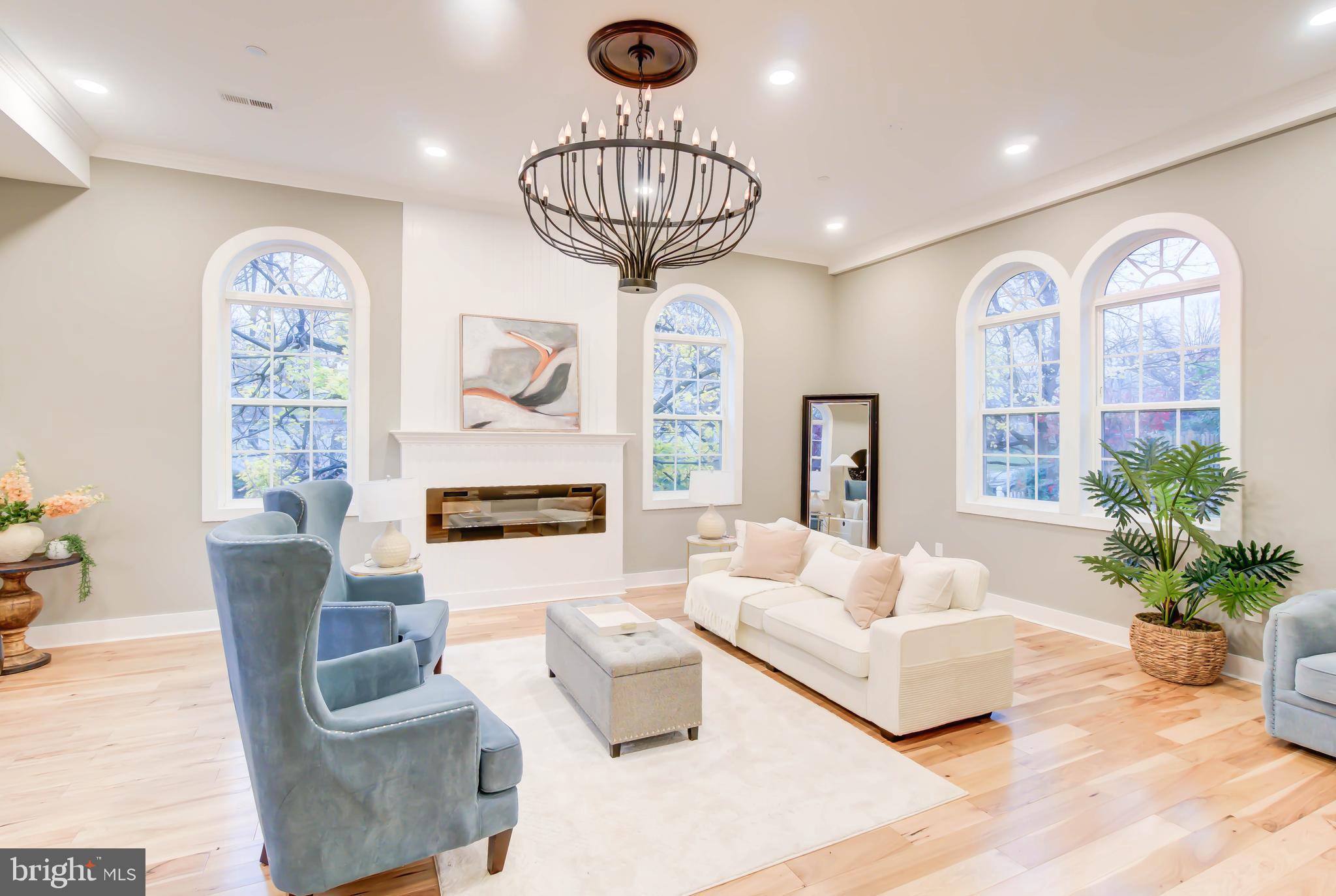 11921 CORONADA PLACE