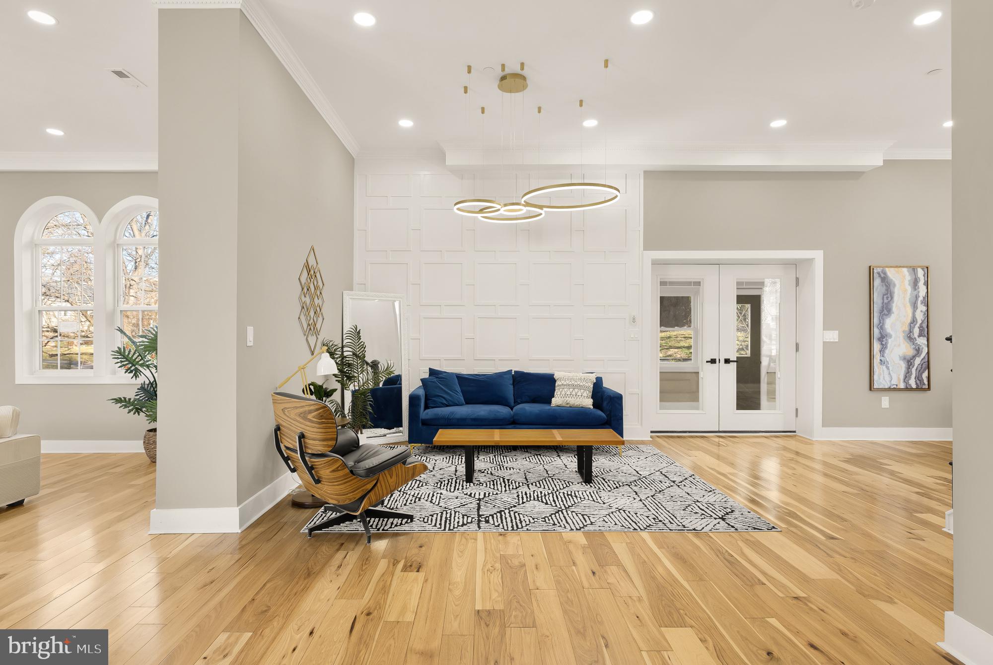 KENSINGTON HEIGHTS - Residential