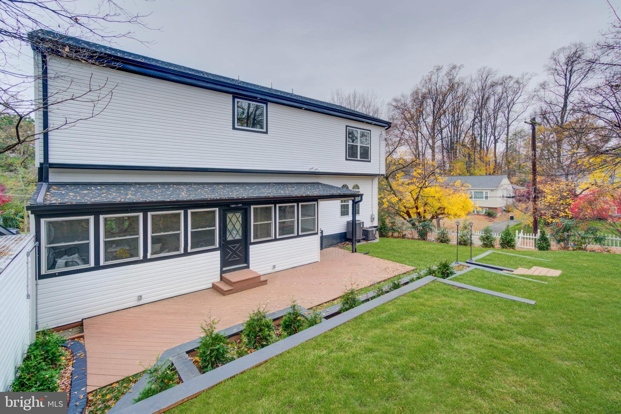 KENSINGTON HEIGHTS - Residential