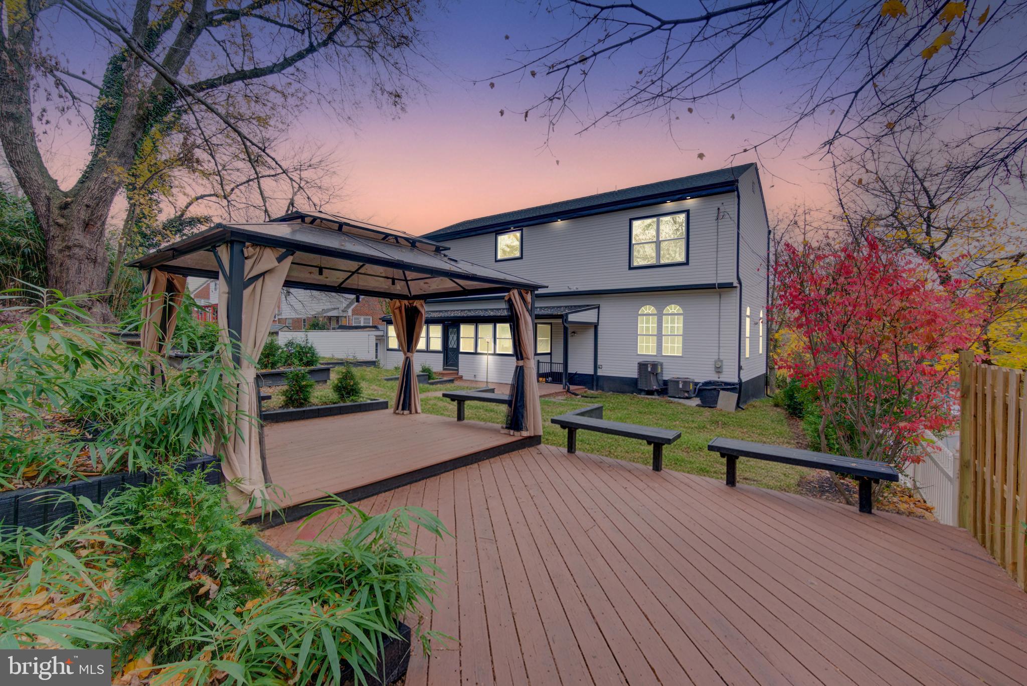 KENSINGTON HEIGHTS - Residential